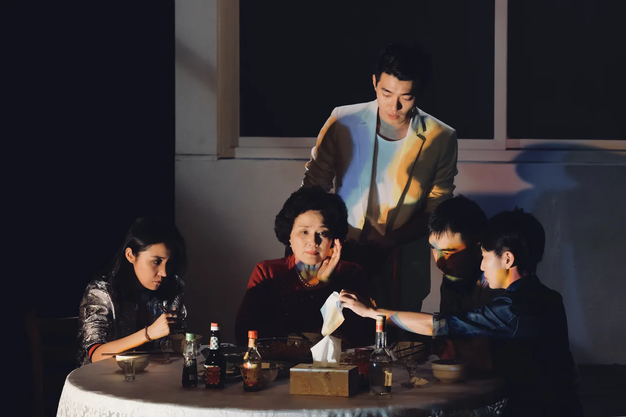 只不过是世界末日 · 舞台演出照片